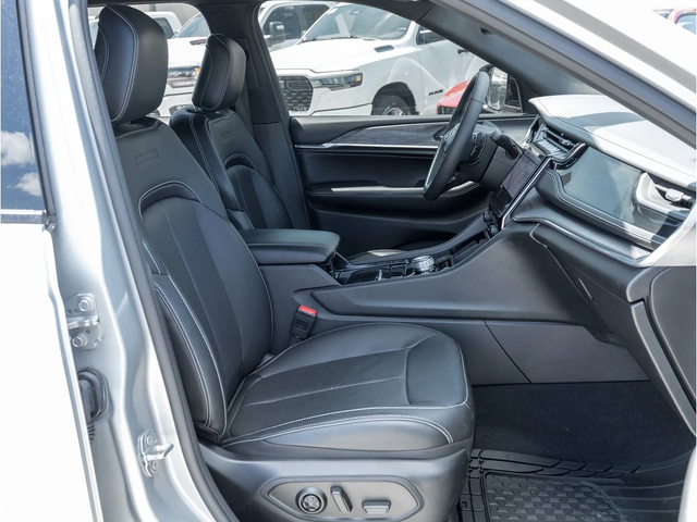 Jeep Grand cherokee 4xe OVERLAND C РЕГИСТРАЦИЯ & АВТО КРЕДИТ - автомобили, коли, обяви за нови и употребявани 13