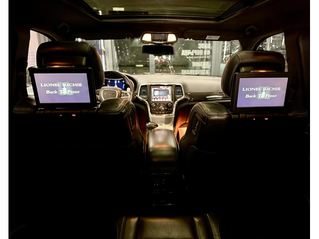 Jeep Grand cherokee SRT* V8 HEMI* Quadra-Trac* Панорама* Лизинг - автомобили, коли, обяви за нови и употребявани 14