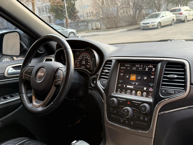 Jeep Grand cherokee 3.6* 4Х4* FACE* LIMITED* ОБСЛУЖЕНА! - автомобили, коли, обяви за нови и употребявани 9