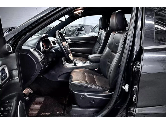 Jeep Grand cherokee SUMMIT* DISTRONIK* V6 PENTASTAR* ОБДУХ* HARMAN* ВЪ - автомобили, коли, обяви за нови и употребявани 7