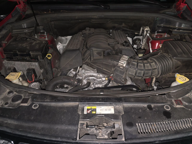 Jeep Grand cherokee SRT* 6.2* V8* ПОДГРЕВ* КАМЕРА* КЕЙЛЕС* LANE* ASSIS - автомобили, коли, обяви за нови и употребявани 15