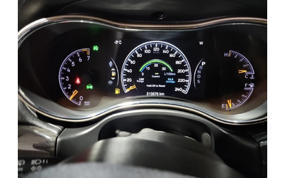 Jeep Grand cherokee OVERLAND* 4X4* КОжа* Подгрев* Памет* Keyless - автомобили, коли, обяви за нови и употребявани 8