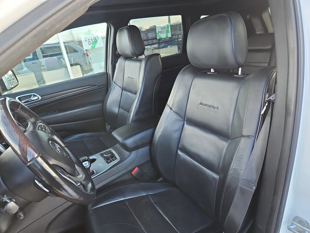 Jeep Grand cherokee Summit| 5.7L HEMI V8| Keyless| Панорамa| Premium - автомобили, коли, обяви за нови и употребявани 9