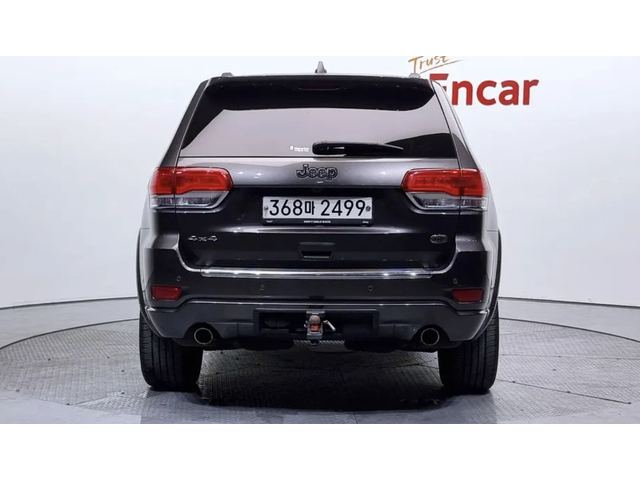 Jeep Grand cherokee OVERLAND* 3.6* V6* 8ZF* ПОДГРЕВ* ОБДУХВАНЕ* ДИСТРО - автомобили, коли, обяви за нови и употребявани 3