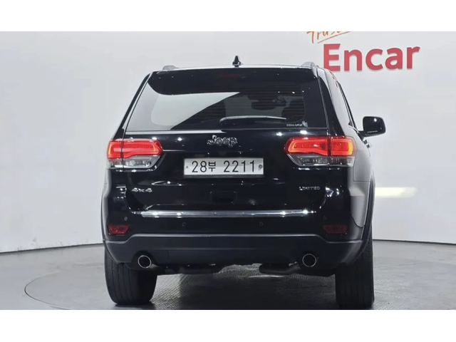 Jeep Grand cherokee LIMITED* 3.6* V6* 8ZF* ПОДГРЕВ* ОБДУХВАНЕ* КАМЕРА* - автомобили, коли, обяви за нови и употребявани 3