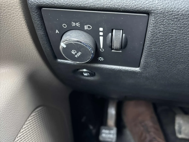 Jeep Grand cherokee LIMITED* 3.6* V6* 8ZF* ПОДГРЕВ* КАМЕРА* КЕЙЛЕС - автомобили, коли, обяви за нови и употребявани 9