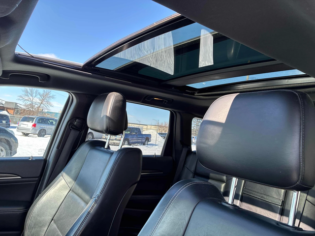 Jeep Grand cherokee 5.7* V8* 8ZF* ПОДГРЕВ* ОБДУХВАНЕ* ДИСТРОНИК* КАМЕР - автомобили, коли, обяви за нови и употребявани 13