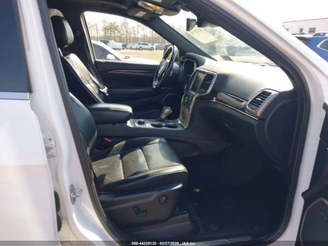 Jeep Grand cherokee OVERLAND* 4X4* КОжа* Подгрев* Памет* Keyless - автомобили, коли, обяви за нови и употребявани 9