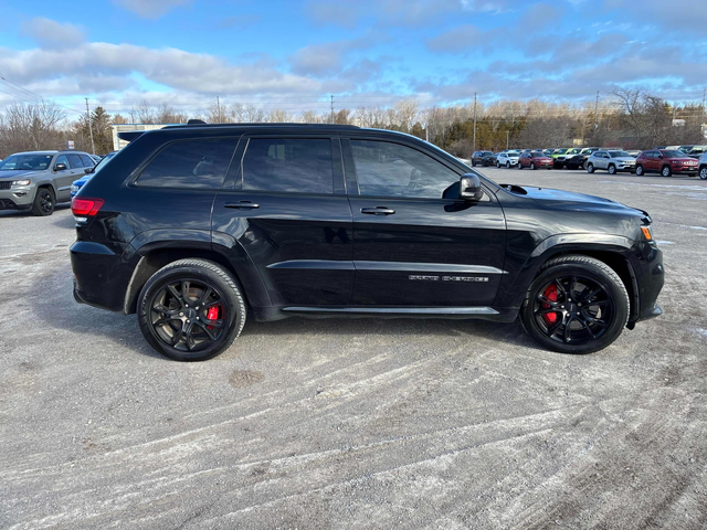 Jeep Grand cherokee SRT* 6.2* V8* 8ZF* ПОДГРЕВ* КАМЕРА* КЕЙЛЕС* LANE* - автомобили, коли, обяви за нови и употребявани 1