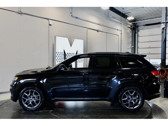 Jeep Grand cherokee Limited X 4x4 - PANO| NAVI| CAMERA| BLINDSPOT - автомобили, коли, обяви за нови и употребявани 4