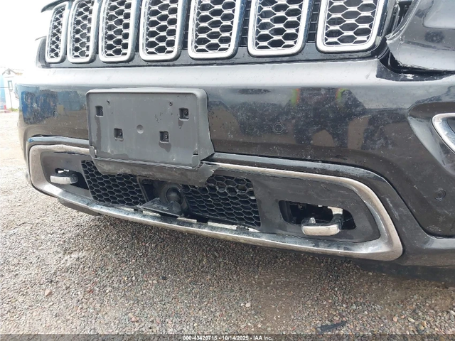 Jeep Grand cherokee OVERLAND* DISTRONIC* PANOROOF* H&K SOUND* ОБДУХВАН - автомобили, коли, обяви за нови и употребявани 8