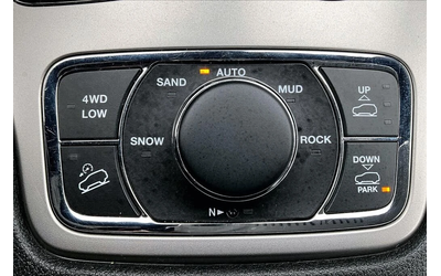 Jeep Grand cherokee АвтоКредит* (ЦЕНА ДО БГ)High Altitude 4WD - автомобили, коли, обяви за нови и употребявани 11