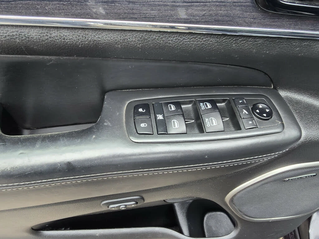 Jeep Grand cherokee 4WD* OVERLAND* ОБДУХ* ПОДГРЕВИ* HARMAN KARDON* PAN - автомобили, коли, обяви за нови и употребявани 12