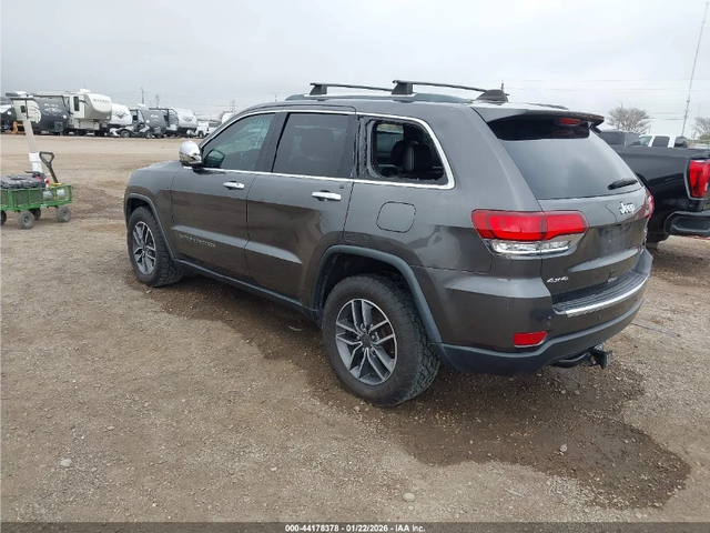 Jeep Grand cherokee 4WD* ПОДГРЕВ* ПАНО* КАМЕРА* CARPLAY - автомобили, коли, обяви за нови и употребявани 2