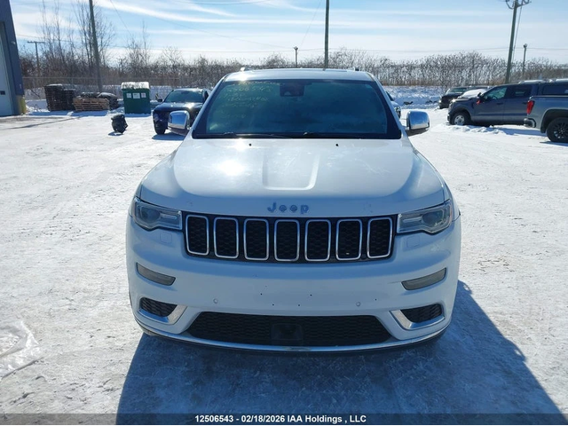 Jeep Grand cherokee SUMMIT* 5.7 HEMI - автомобили, коли, обяви за нови и употребявани 0
