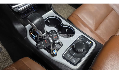 Jeep Grand cherokee 2020* SUMMIT* HARMAN* DISTRONIK* 8ZF* PANO* ОБДУХ* - автомобили, коли, обяви за нови и употребявани 12