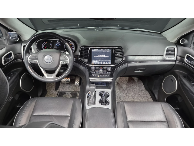 Jeep Grand cherokee 2019* SUMMIT* HARMAN* PANO* ОБДУХ* FULL* КРАЙНА ЦЕ - автомобили, коли, обяви за нови и употребявани 5