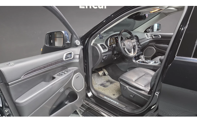 Jeep Grand cherokee 2019* SUMMIT* HARMAN* PANO* ОБДУХ* FULL* КРАЙНА ЦЕ - автомобили, коли, обяви за нови и употребявани 7
