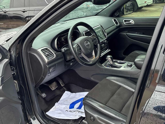 Jeep Grand cherokee * Altitude * 2 КЛЮЧА* PANO* KEYLESS* ПОДГРЕВ* - автомобили, коли, обяви за нови и употребявани 4