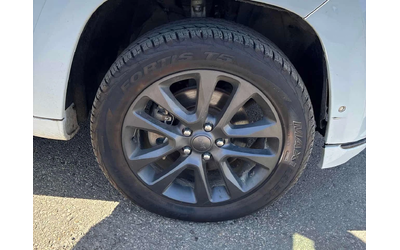 Jeep Grand cherokee High Altitude II/CARFAX/Дистроник/Пано/Подгрев/5.7 - автомобили, коли, обяви за нови и употребявани 16
