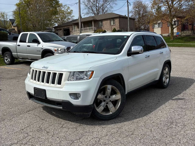 Jeep Grand cherokee * Overland * CARFAX * PANO * KEYLESS - автомобили, коли, обяви за нови и употребявани 0