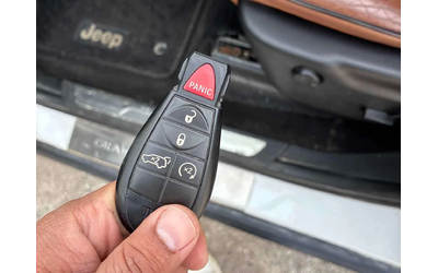 Jeep Grand cherokee * Overland * CARFAX * PANO * KEYLESS - автомобили, коли, обяви за нови и употребявани 14