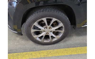 jeep-grand-cherokee - 4