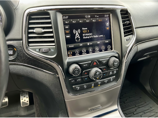 Jeep Grand cherokee 5.7 V8 HEMI Summit AWD - автомобили, коли, обяви за нови и употребявани 5