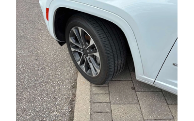 Jeep Grand cherokee * Overland * ОБДУХВАНЕ * ДИСТРОНИК * ПАНОРАМА - автомобили, коли, обяви за нови и употребявани 6