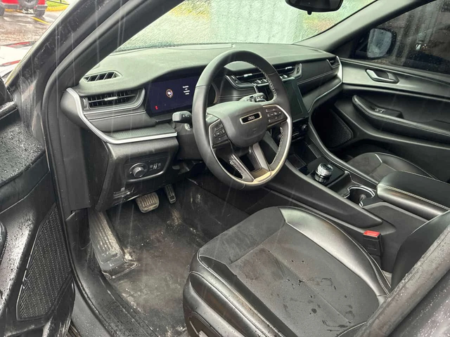 Jeep Grand Cherokee * Altitude * CARFAX * ОТ ПРЕДСТАВИТЕЛСТВО * - автомобили, коли, обяви за нови и употребявани 6