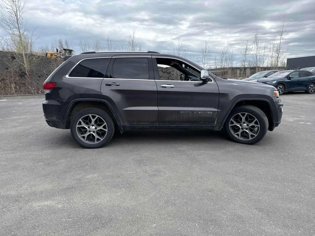 Jeep Grand Cherokee | Limited | PANO | ПОДГРЕВИ | ДВА КЛЮЧА - автомобили, коли, обяви за нови и употребявани 3