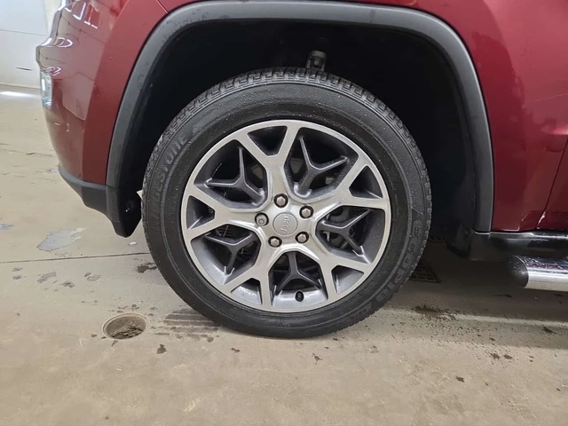 Jeep Grand Cherokee 3.6L V6 * LIMITED * CARFAX * Без инциденти * - автомобили, коли, обяви за нови и употребявани 5