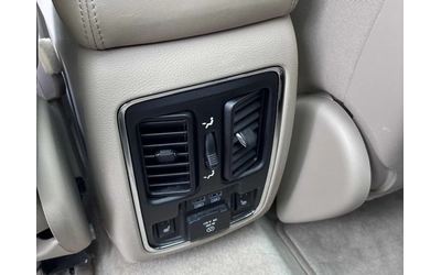 Jeep Grand cherokee Overland * CARFAX * АВТО КРЕДИТ * - автомобили, коли, обяви за нови и употребявани 12