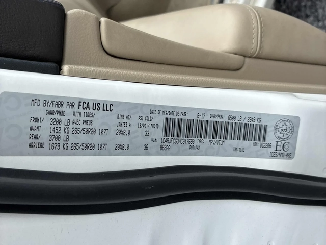 Jeep Grand cherokee Overland * CARFAX * АВТО КРЕДИТ * - автомобили, коли, обяви за нови и употребявани 15