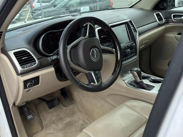 Jeep Grand cherokee Overland * CARFAX * АВТО КРЕДИТ * - автомобили, коли, обяви за нови и употребявани 7