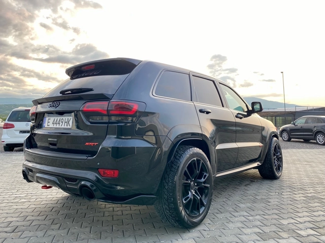 Jeep Grand cherokee 6.4 SRT - автомобили, коли, обяви за нови и употребявани 6
