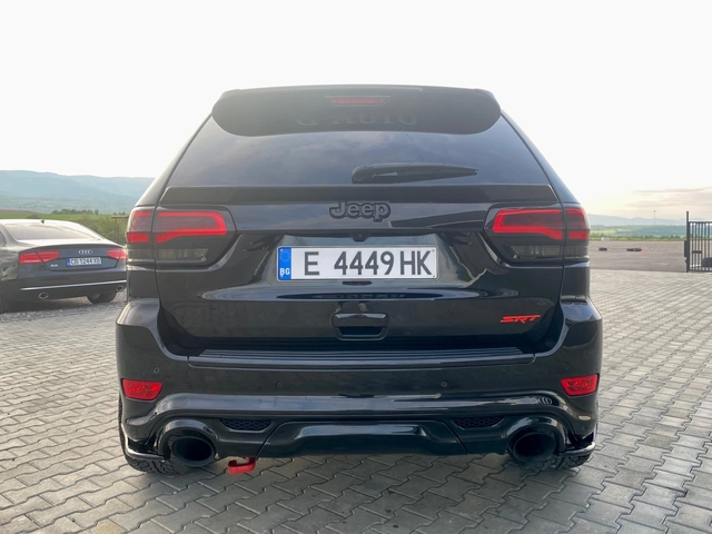 Jeep Grand cherokee 6.4 SRT - автомобили, коли, обяви за нови и употребявани 8