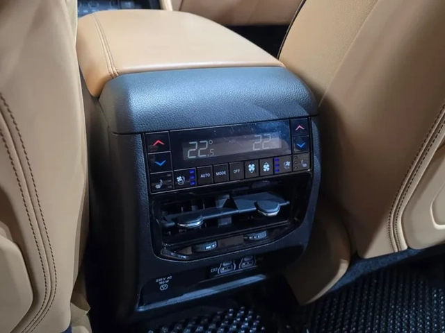 Jeep Grand Cherokee SUMMIT | RESERVE | MASSAGE | NIGHT VISION | FULL - автомобили, коли, обяви за нови и употребявани 12
