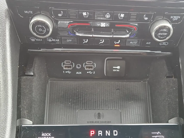 Jeep Grand Cherokee L| OVERLAND| ПРЕДСТАВИТЕЛСТВО| ЛИЗИНГ| PANO| ОБДУХ - автомобили, коли, обяви за нови и употребявани 9