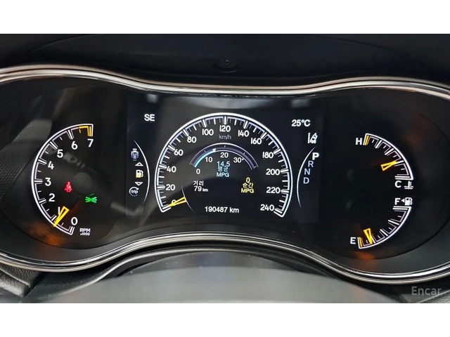 Jeep Grand cherokee 3.6 OVERLAND / ОБДУХ / DISTRONIC / ДВОЙНА ПАНОРАМА - автомобили, коли, обяви за нови и употребявани 10