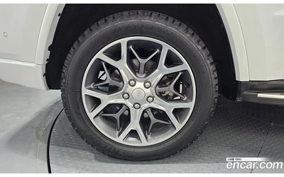 jeep-grand-cherokee - 4