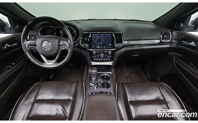 Jeep Grand cherokee 3.6 / OVERLAND / ОБДУХ / PANO / DISTRONIC / ВЪЗДУХ - автомобили, коли, обяви за нови и употребявани 7