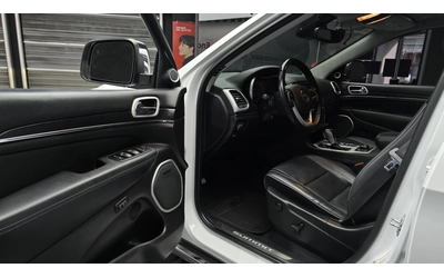 Jeep Grand cherokee 2020* SUMMIT* ОБДУХ* ДИСТРОНИК* HARMAN* PANO* 8ZF* - автомобили, коли, обяви за нови и употребявани 8