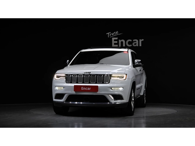 Jeep Grand cherokee 2020* SUMMIT* ОБДУХ* ДИСТРОНИК* HARMAN* PANO* 8ZF* - автомобили, коли, обяви за нови и употребявани 1