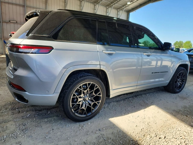 Jeep Grand cherokee SUMMIT* AWD* ОБДУХ* МАСАЖИ - автомобили, коли, обяви за нови и употребявани 2