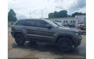 Jeep Grand cherokee ALTITUDE| КАМЕРА| ПОДГРЕВ| TOUCHSCREEN - автомобили, коли, обяви за нови и употребявани 13