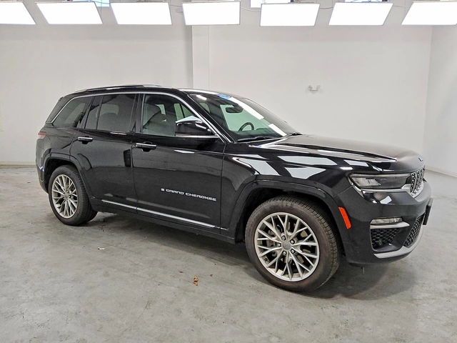 Jeep Grand cherokee HYBRID* SUMMIT* 4XE* - автомобили, коли, обяви за нови и употребявани 3