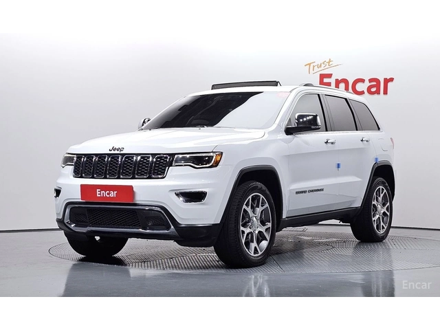 Jeep Grand cherokee 3.6* V6* 8ZF* ПОДГРЕВ* ОБДУХВАНЕ* КАМЕРА* КЕЙЛЕС* - автомобили, коли, обяви за нови и употребявани 0