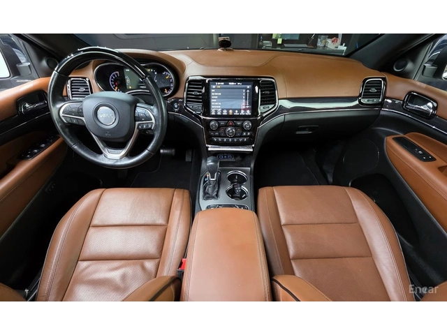 Jeep Grand cherokee 3.6* V6* 8ZF* OVERLAND* ДИСТРОНИК* ОБДУХВАНЕ* КАМЕ - автомобили, коли, обяви за нови и употребявани 6