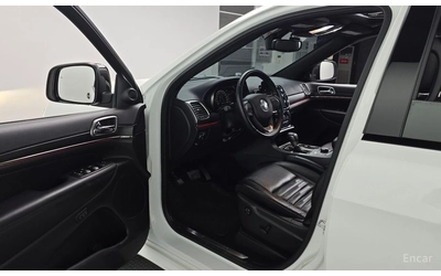 jeep-grand-cherokee - 4